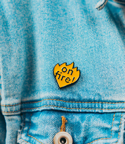 De Warmste Week - 'On Fire' pin